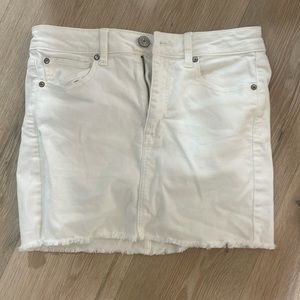 American eagle white skirt
